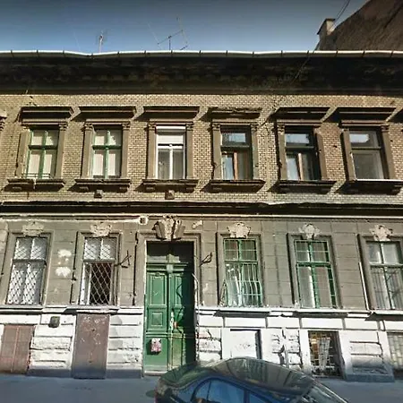 Graceful Ernesto Apartment